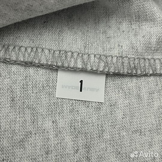 На Руках Yeezy x Gosha Черные Псы Футболка