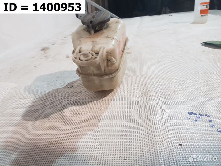 Расширительный бачок Hyundai Santa Fe