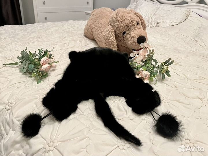 Стильная норковая шапка- кошка, размер 54-56