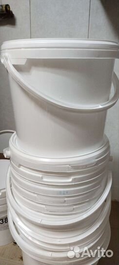 Ведра пластиковые с крышкой