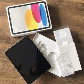 iPad 10 поколения, на гарантии, 10.9 экран