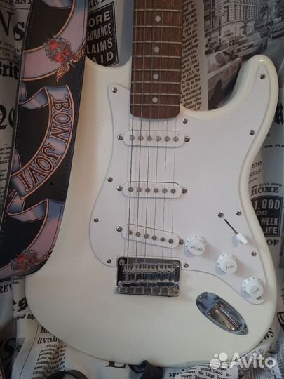 Электрогитара fender squier stratocaster