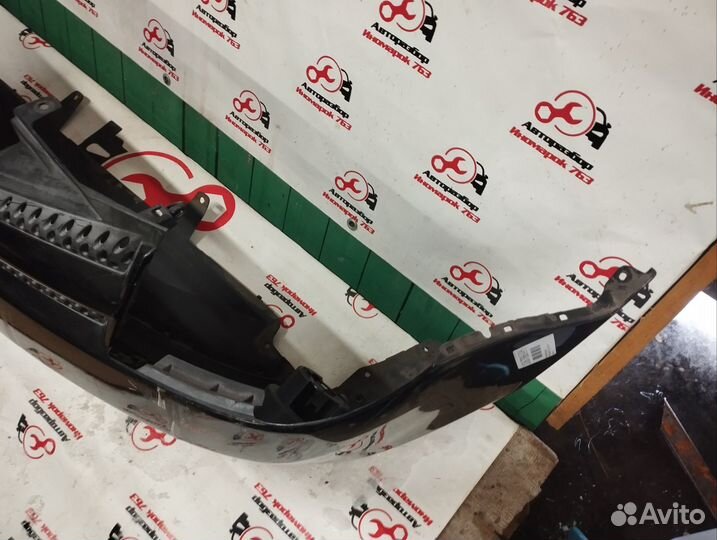 Бампер передний на Nissan Note E11