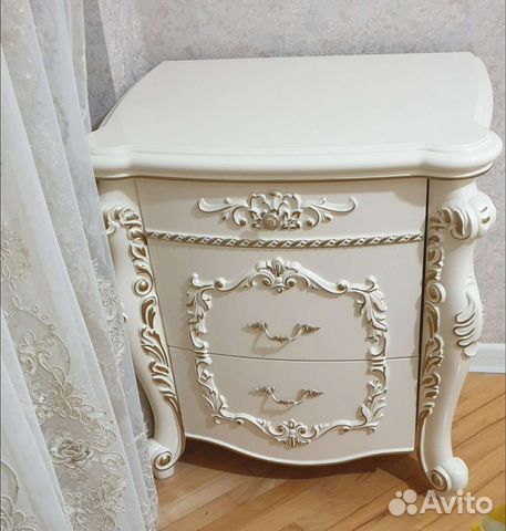 Тумба прикроватная