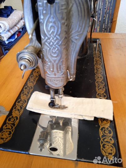 Швейная машинка подольская ножная