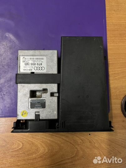 Блок AMI 3G VAG 8T0035785