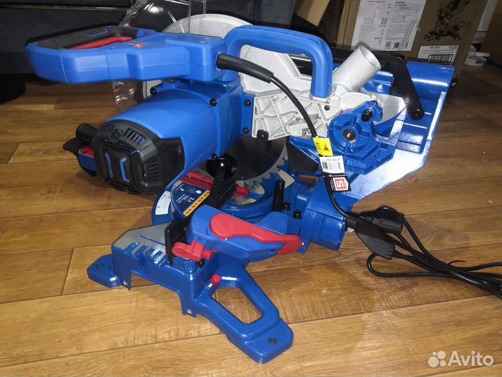 Торцевая пила Зубр-ппт-255