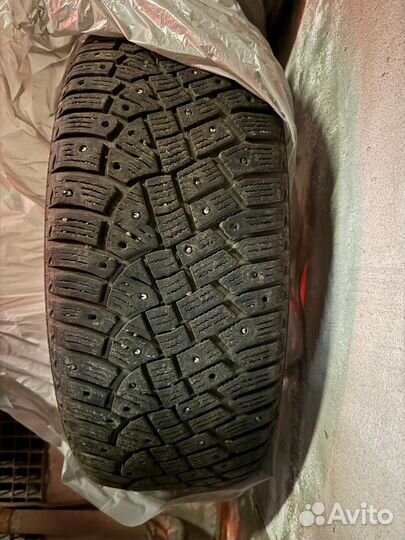 Continental IceContact 2 215/55 R17