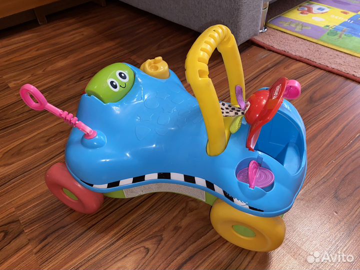 Машинка каталка толокар