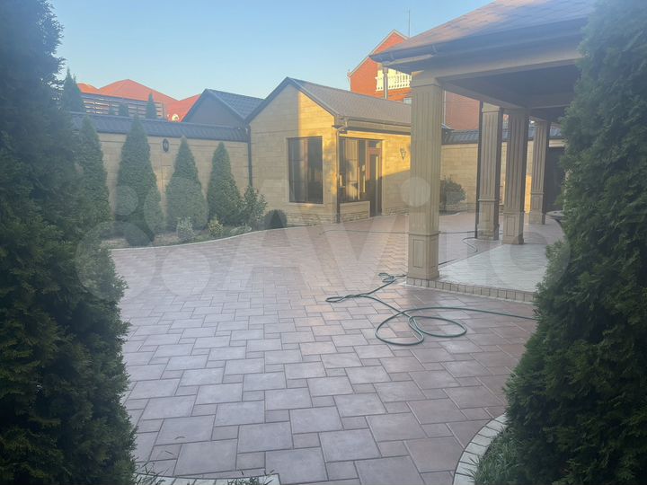 Дом 270 м² на участке 3,6 сот.