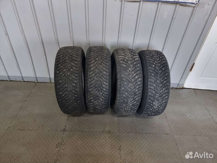 Nokian Tyres Hakkapeliitta 8 205/60 R16