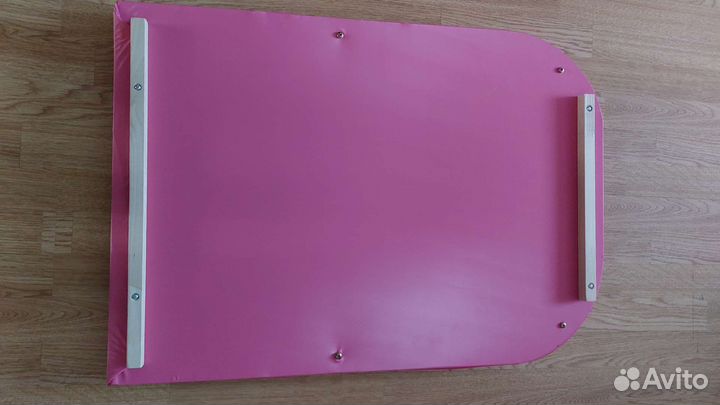 Пеленальная доска на кроватку