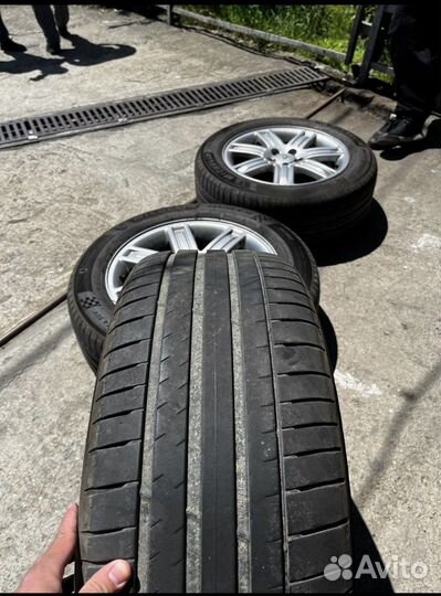 Michelin Pilot Sport 4 SUV 255/55 R19