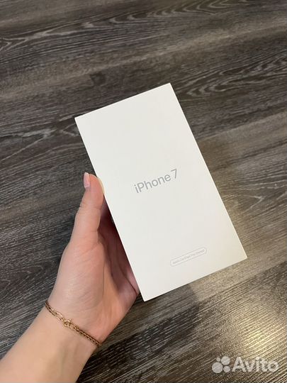 iPhone 7, 128 ГБ