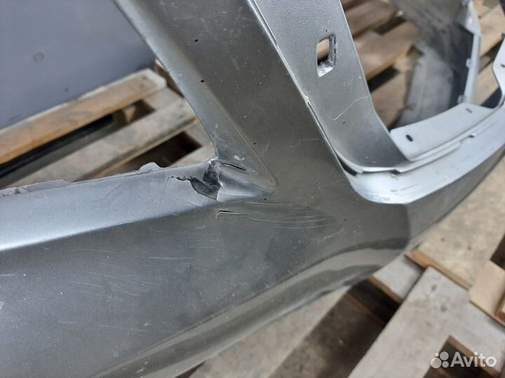 Honda Legend 4 - бампер передний