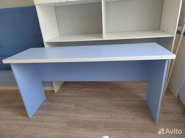 Письменный стол