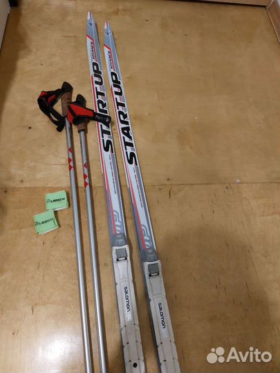 Лыжи палки ботинки