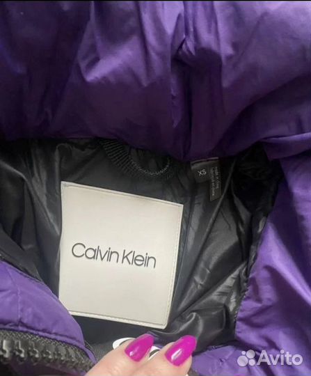 Пуховик женский Calvin Klein