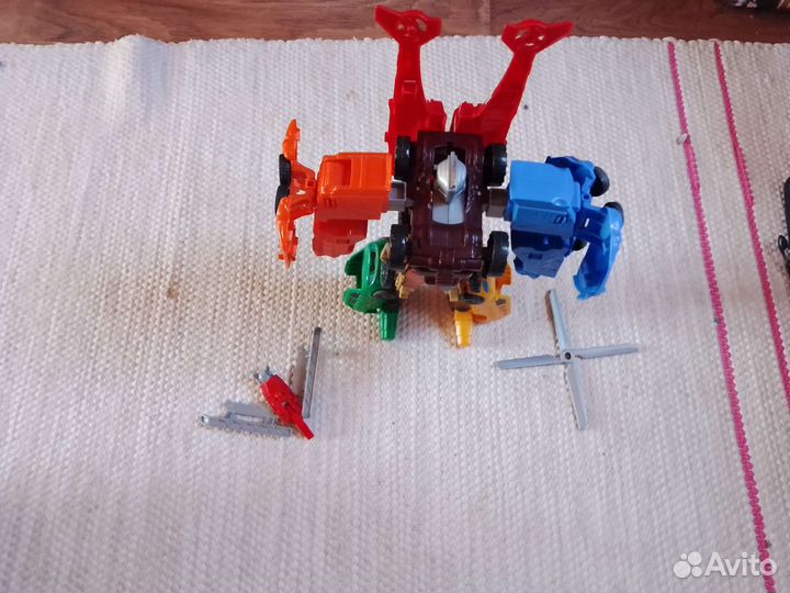 Машинка трансформер 
