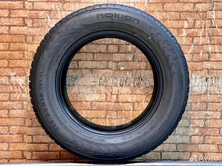 Nokian Tyres Hakkapeliitta 7 215/60 R16