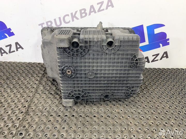 Поддон двигателя маслянный Mercedes-Benz Actros