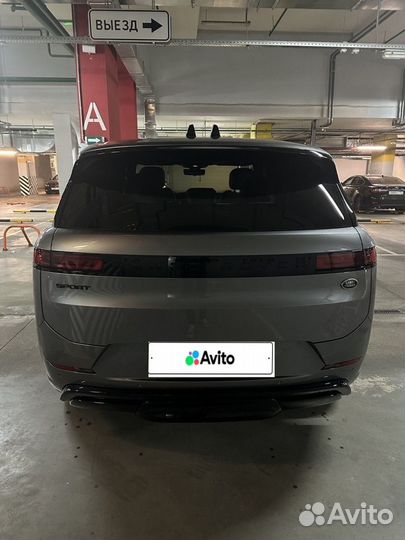 Land Rover Range Rover Sport 3.0 AT, 2023, 300 км