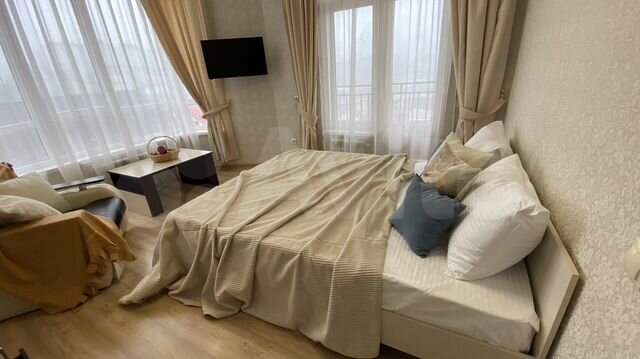 2-к. квартира, 40 м², 2/6 эт.