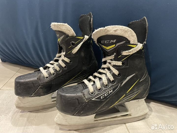 Коньки хоккейные детские