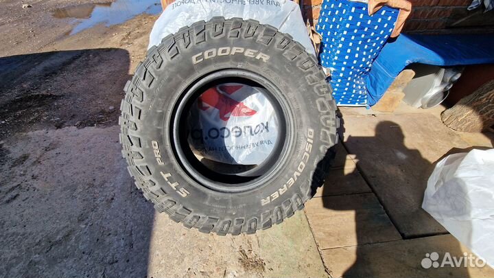 Cooper Discoverer STT Pro 265/75 R16 123K