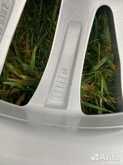 Комплект Оригинальных Колес BMW 5 G30/31 4 G22/G23