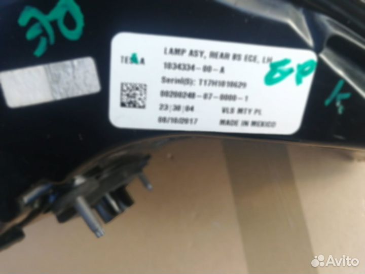 Tesla model X задний фонарь левый & европа