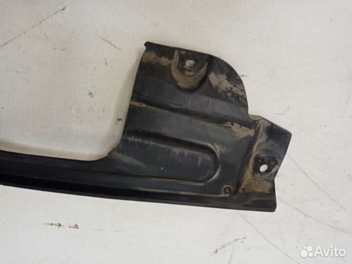 Облицовка днища задка кузова задняя Bmw X5 G05