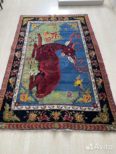 Ковер шерстяной ручной работы