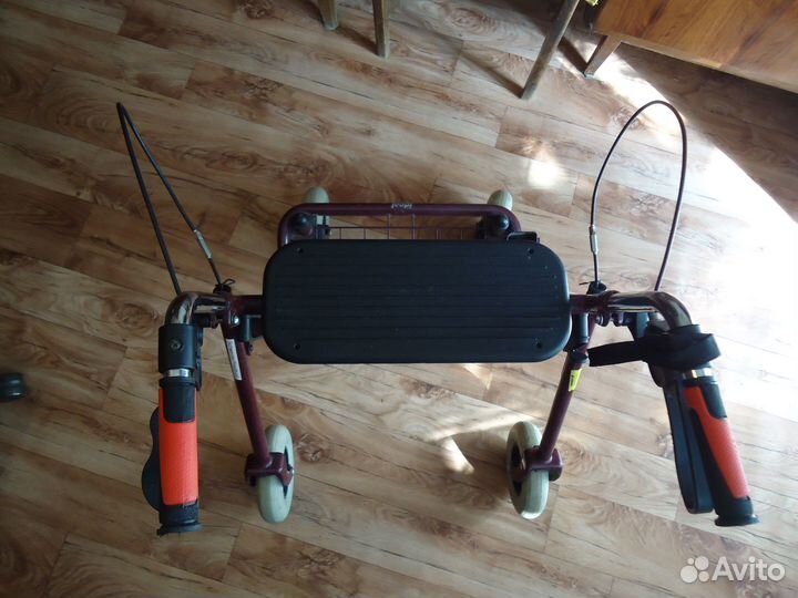 Ходунки для взрослых на колесах ideal. Германия