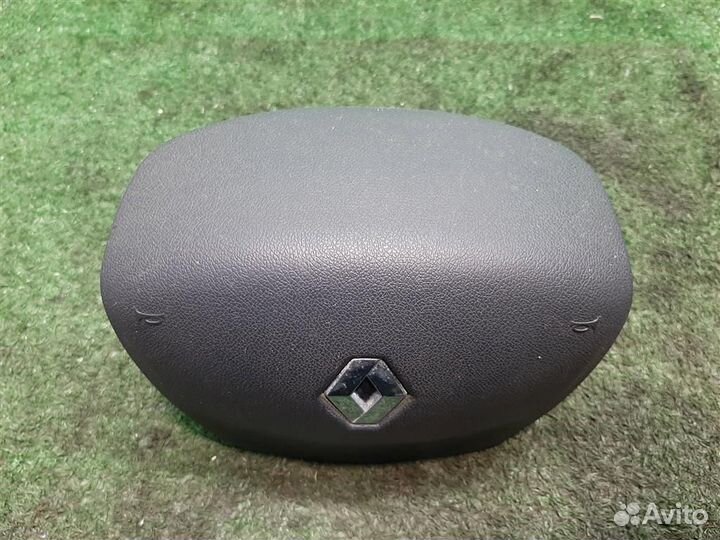Подушка безопасности в руль Renault Scenic 3 (JZ)