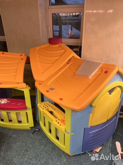 Домик игровой пластиковый