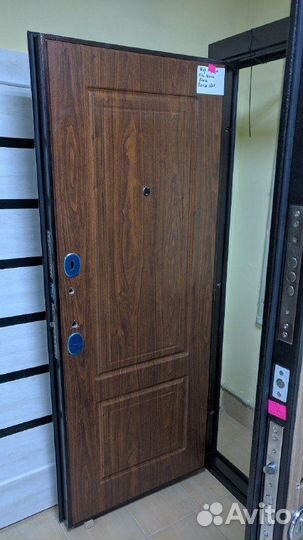 Дверь входная