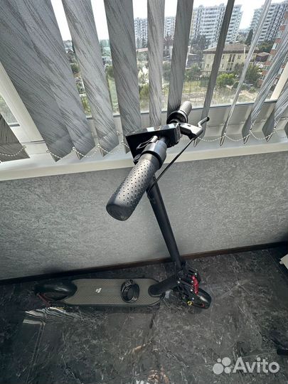 Продам Электросамокат Yokamura i8 monorim