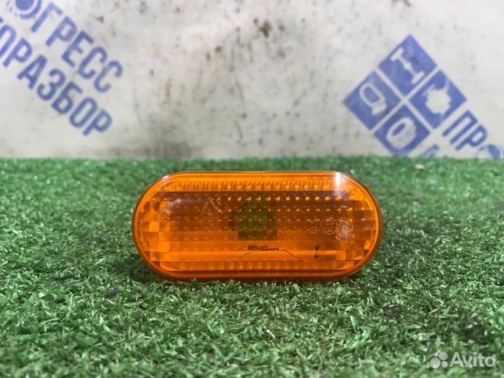 Повторитель поворота передний левый Ford Fusion