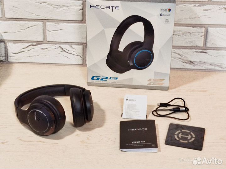 Беспроводные наушники Hecate