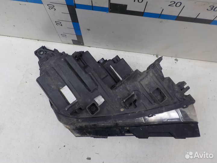 Фара левая Hyundai Santa Fe