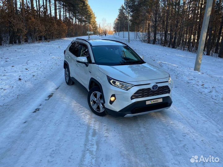 Toyota RAV4 2.5 AT, 2019, 24 000 км