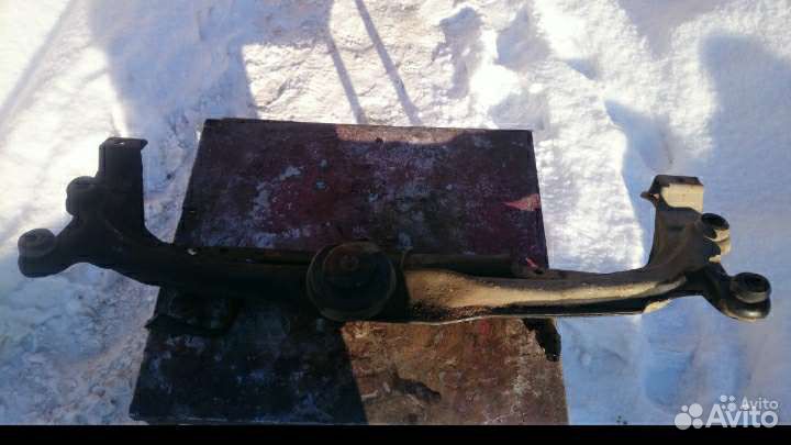 Балка Фольксваген Пассат В3 В4