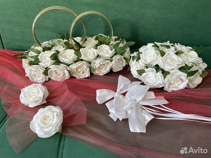 Прокат свадебных украшений на машину