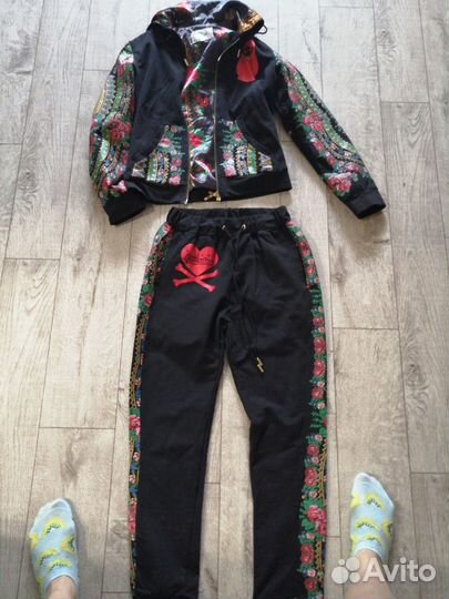 Новый костюм на 42размер