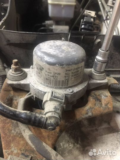 Вакуумный насос Land Rover Range Rover Sport