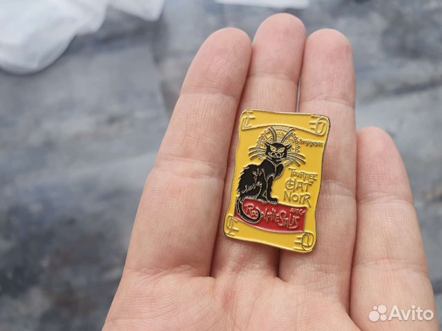 Значок пин chat noire чёрный кот кабаре