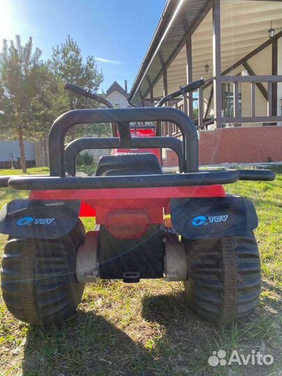 Детский квадроцикл на аккумуляторе