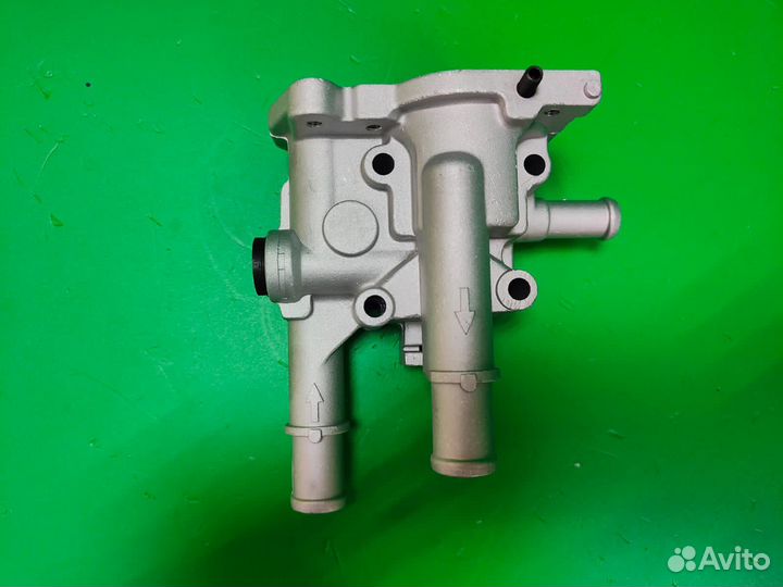 Корпус термостата Шевроле Круз 1.8 алюминий