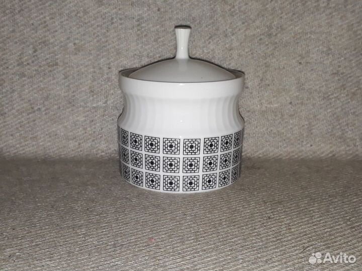 Сахарница Нефертити фарфор Чехословакия